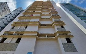 COBAR0104 - Apartamento no centro da Barra por Beehost